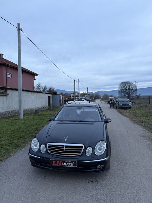 Mercedes E320 w211
