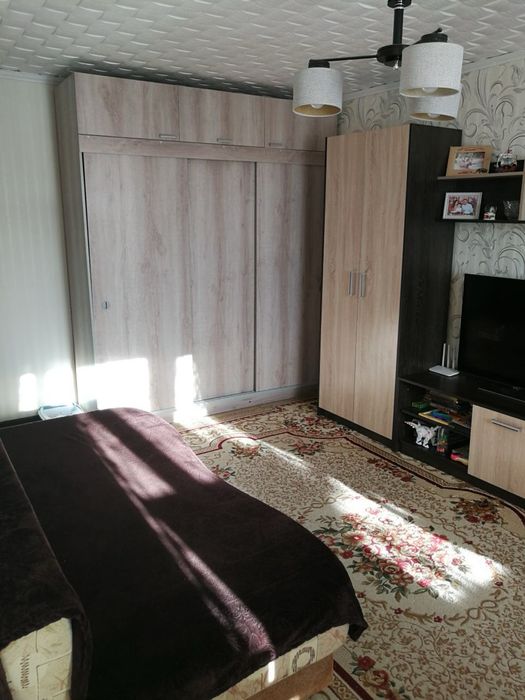 Продам 2-хкомнатную квартиру