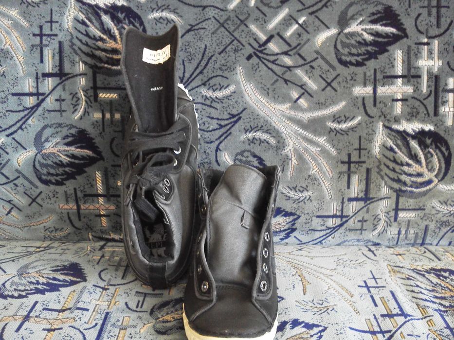 Tenisi -BK British Knights si Adidas Replay