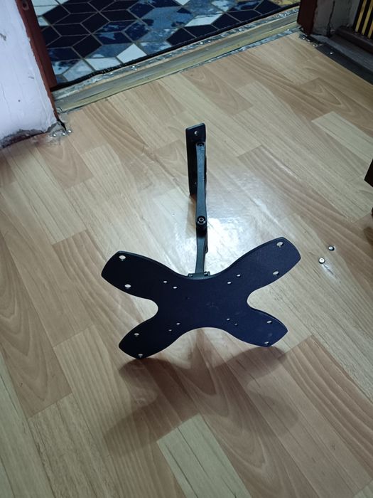 Продам кронштейн для телевизора