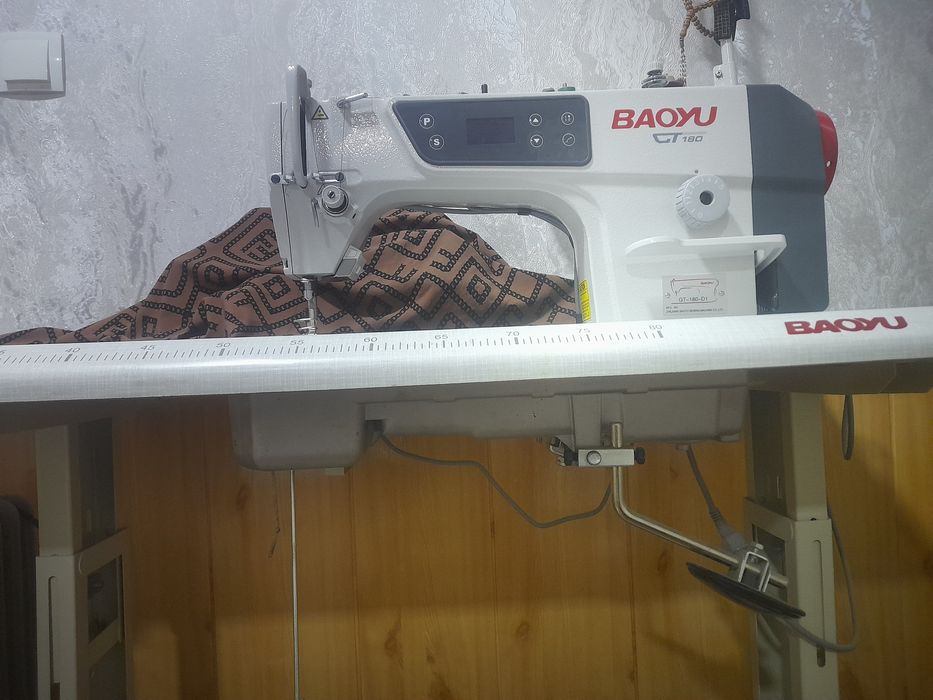 tikuv moshinasi sotiladi