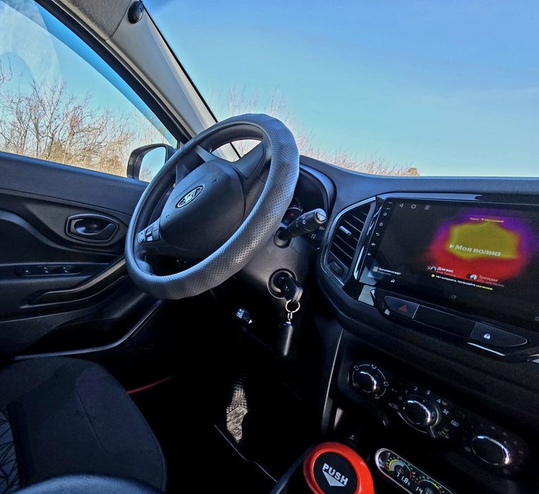 Продам LADA XRay