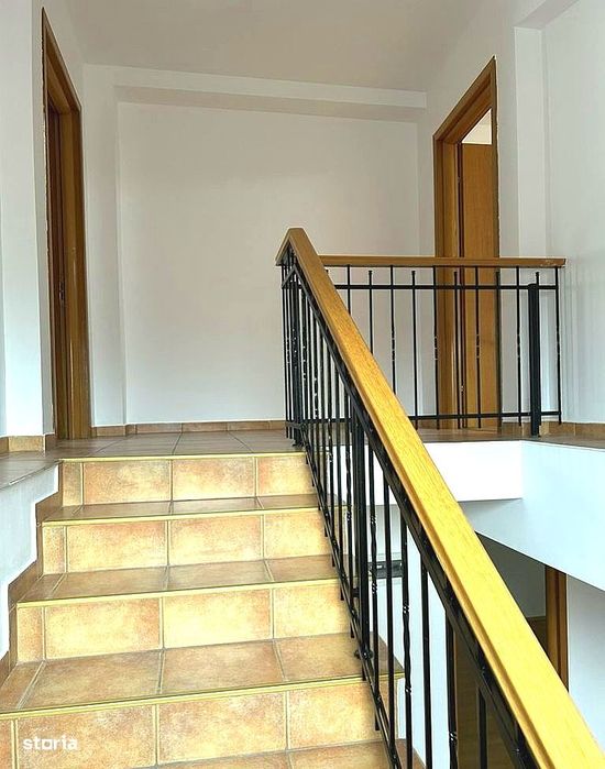 Vila 300 mp | 8 Camere | Ideala Birouri, Clinica sau Afterschool | Tei