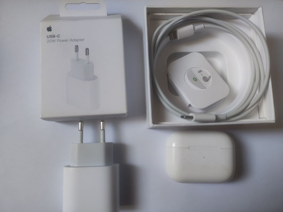 Продам наушники и блок