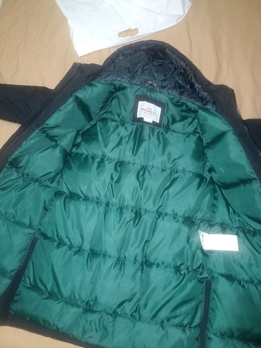 Продается зимняя куртка.Р 140-146.