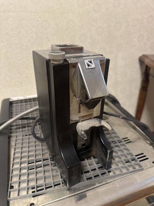 Кофемашина  Simonelli и кофемолка