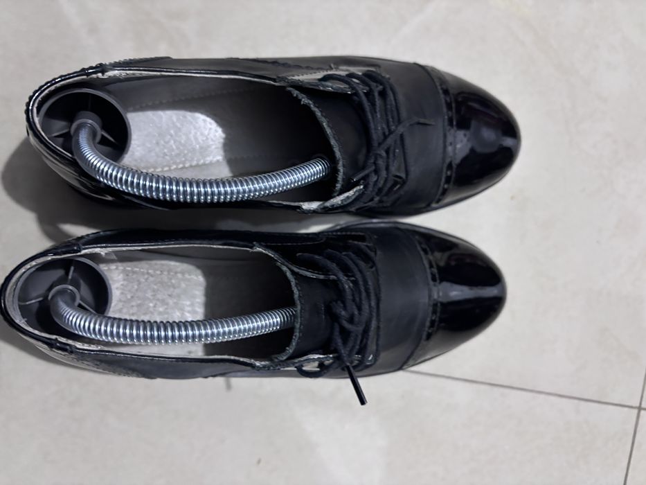 Pantofi dama din piele, marime 36