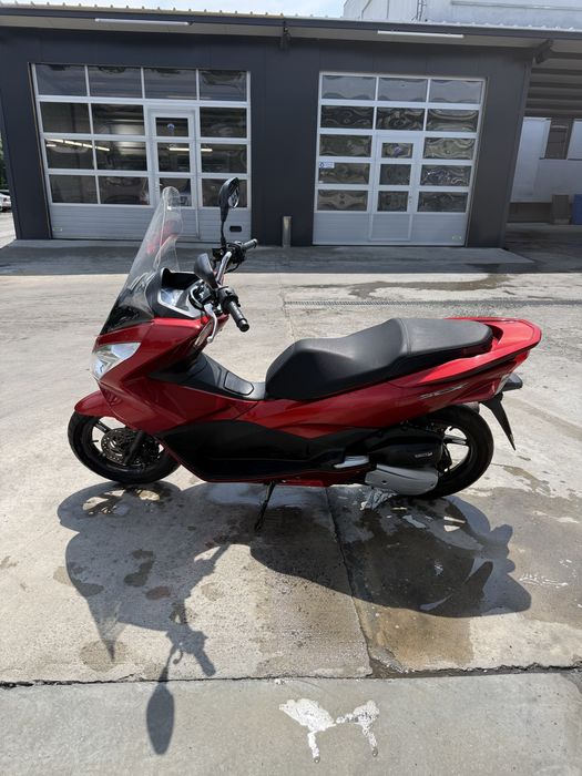 Хонда PCX скутер 125cc