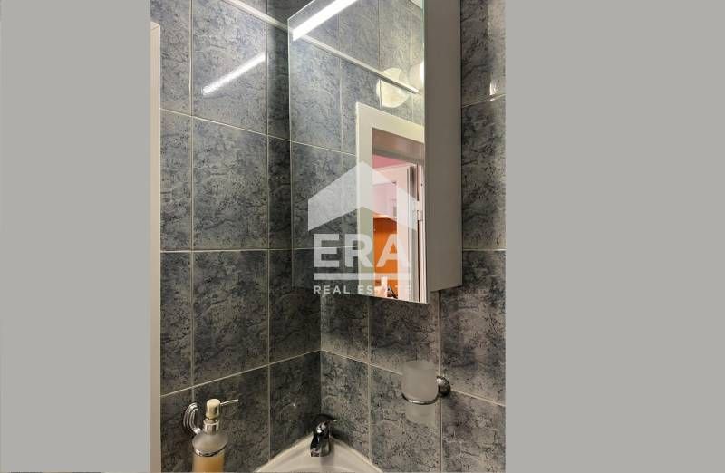 Дава се под наем Двустаен апартамент в Варна, Лятно кино Тракия - 48 кв.м за 433.5 € - Снимка #6