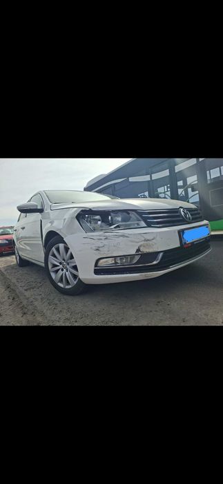 VOLKSWAGEN Passat 2012 — imagine 1