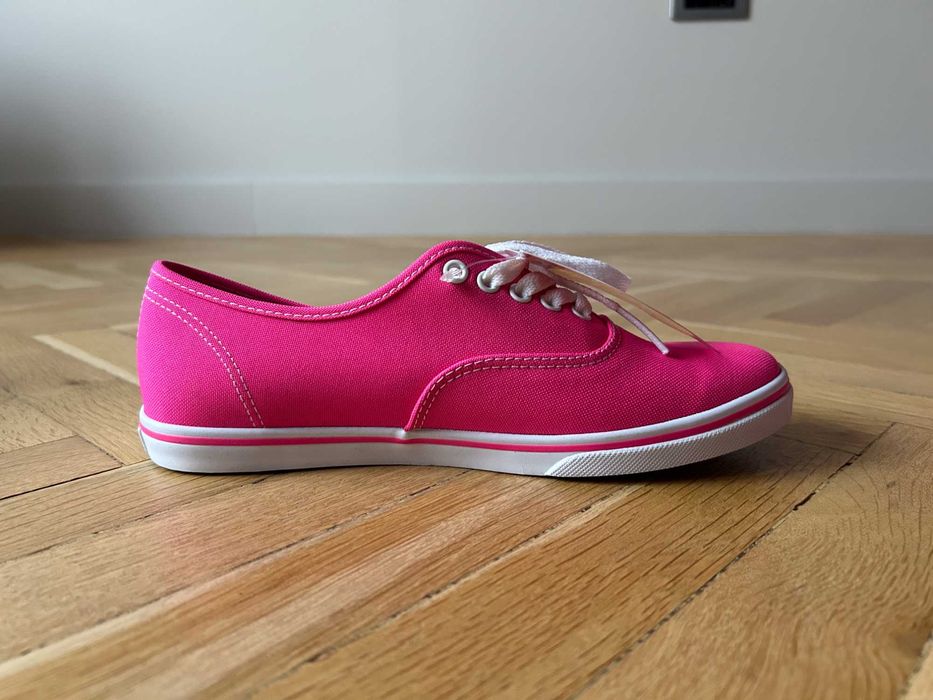 Дамски кецове Vans Authentic Lo Pro розови