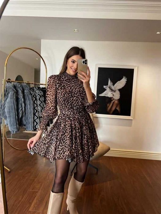 Ефектна рокля Zara с леопардов принт – размер S