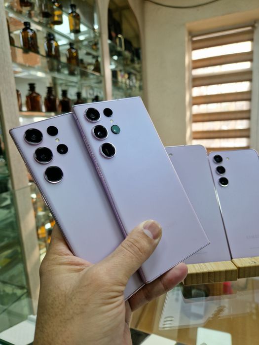 Samsung galaxy s23 ultra 5G 256gb 

Samsung galaxy s21 ultra 5G