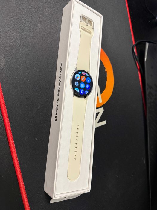Samsung Galaxy Watch 6, 40mm, BT, Gold
