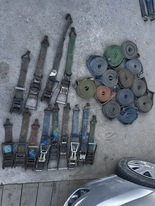 Ремни комплект 13шт. И отдельно от комплектов есть трещотки 8шт.