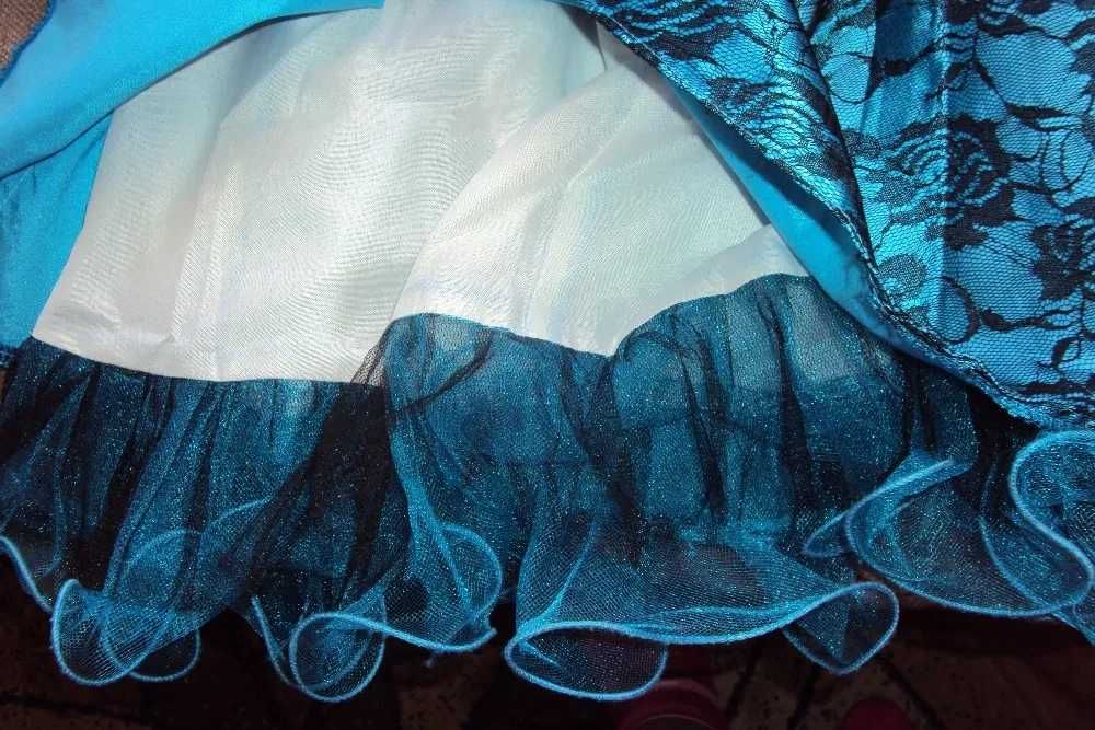 Праздничное платье на 6-8 лет.