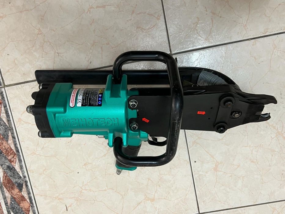 Pistol pneumatic cu inele de prindere Meiho M500