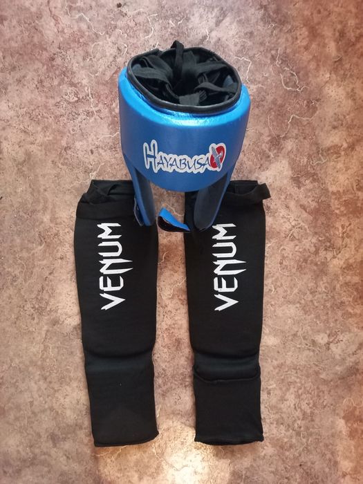 Продам шлем и накладки