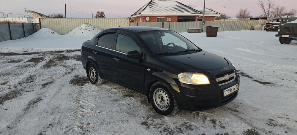 Продам Chevrolet Aveo 2011