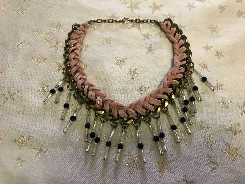 Уникално колие висулки