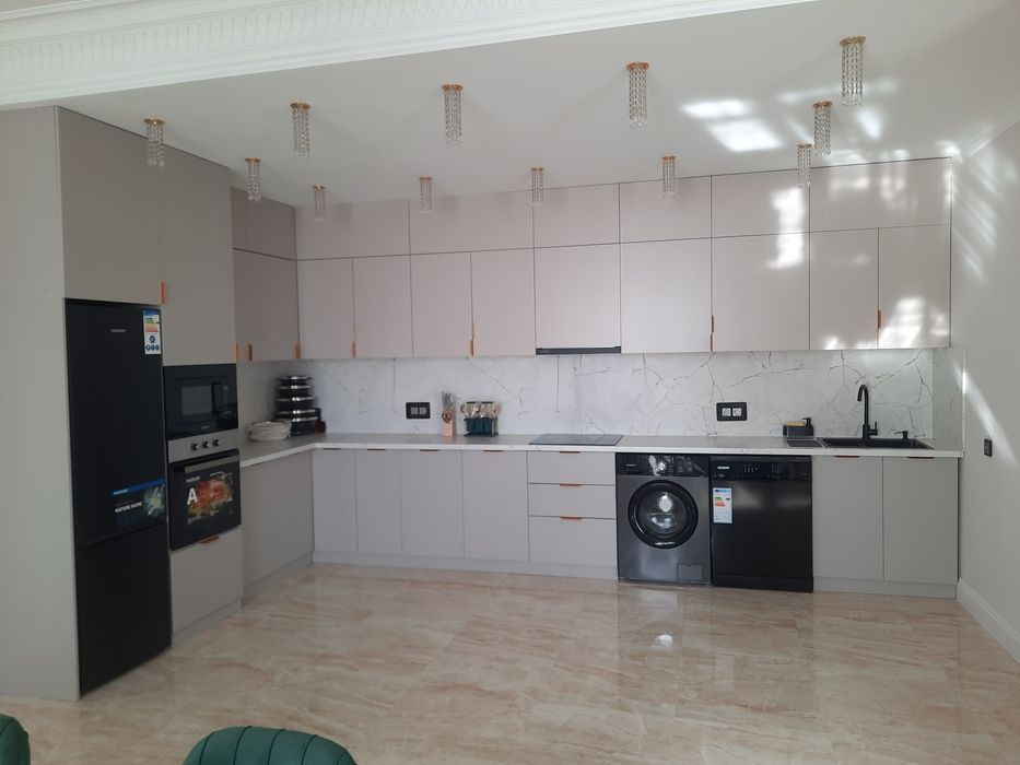 Кухонный Гарнитур огромный выбор