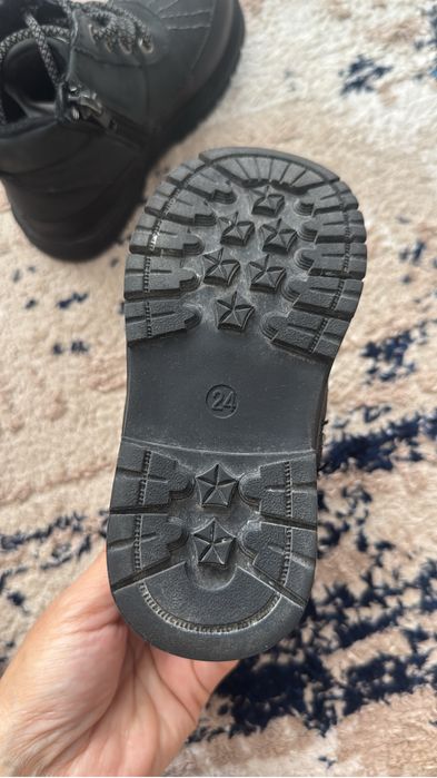 Кроссовки для девочки