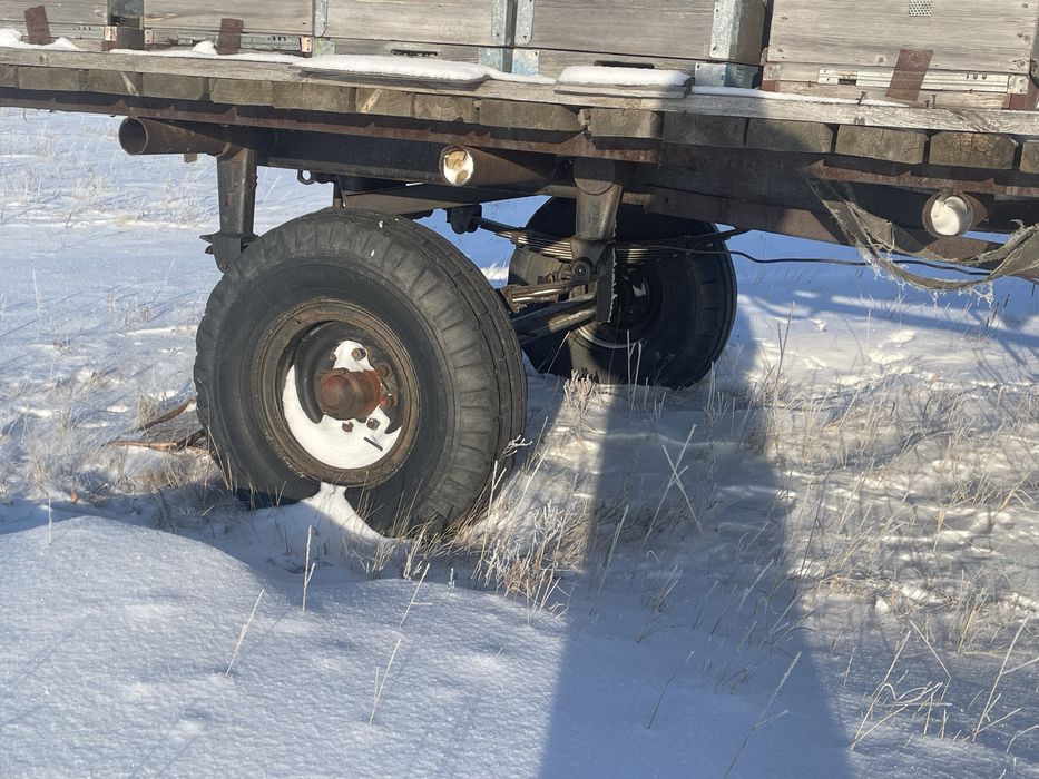 Прицеп пчеловодческий с уликами