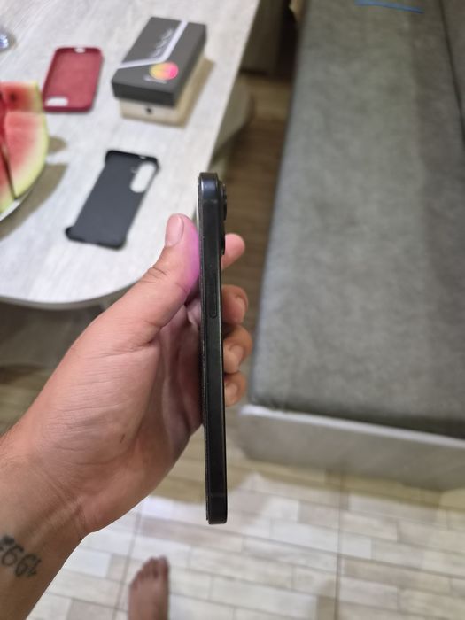 Iphone 15 128гб 88% емкость