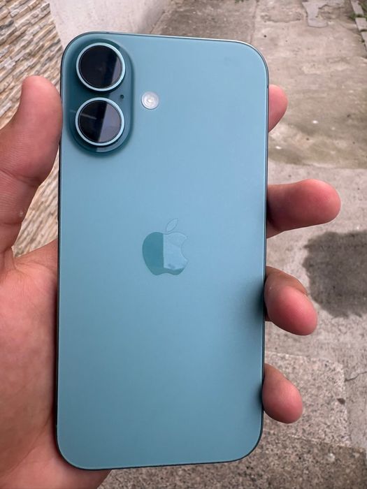Vand iphone 16 stare perfecta