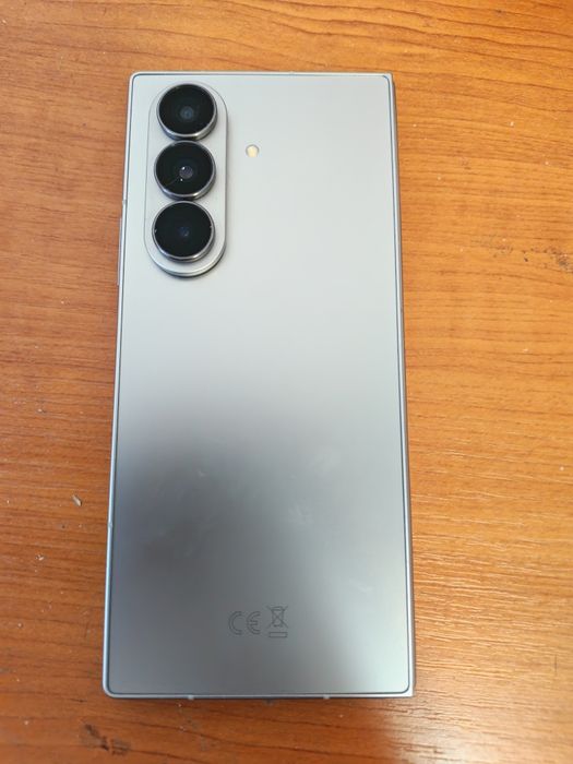Samsung Fold 7 impecabil 256 gb silver