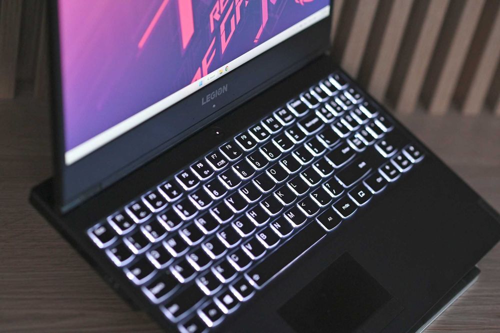 Laptop Gaming Lenovo Legion Y540 - Intel Core i7 4.5 GHz, 32GB (2x16) RAM, 1TB Samsung M.2 SSD, NVIDIA GTX 1660 Ti 6GB GDDR6 - Full Box - Impecabil