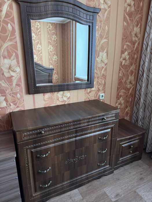 Спальный гарнитур