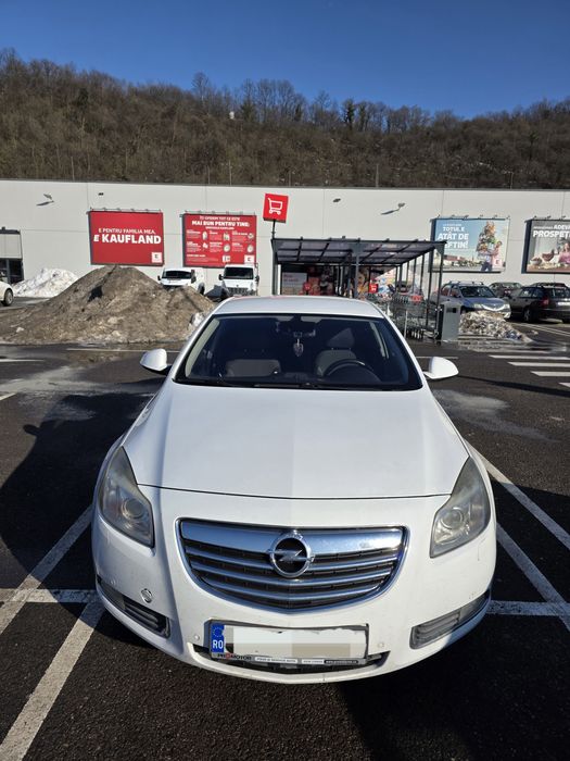 Vand Opel Insignia 2011