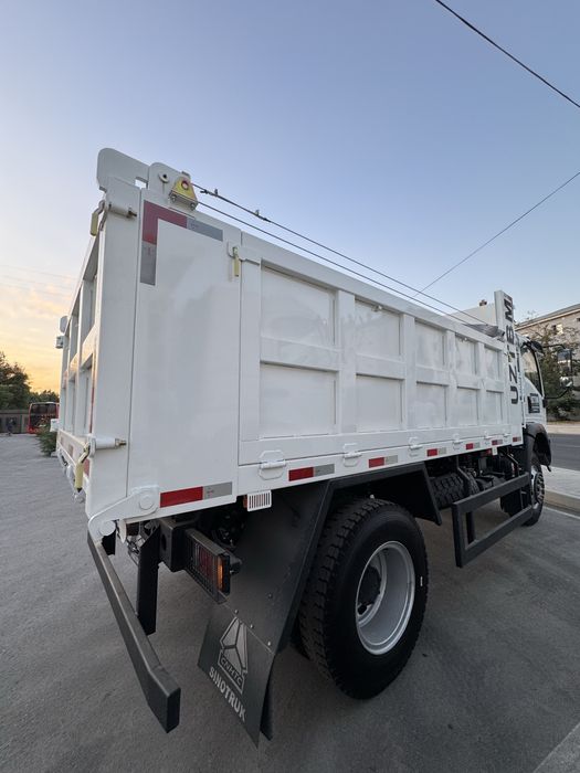 Sinotruk Homan H3 10T 4x2 Diesel