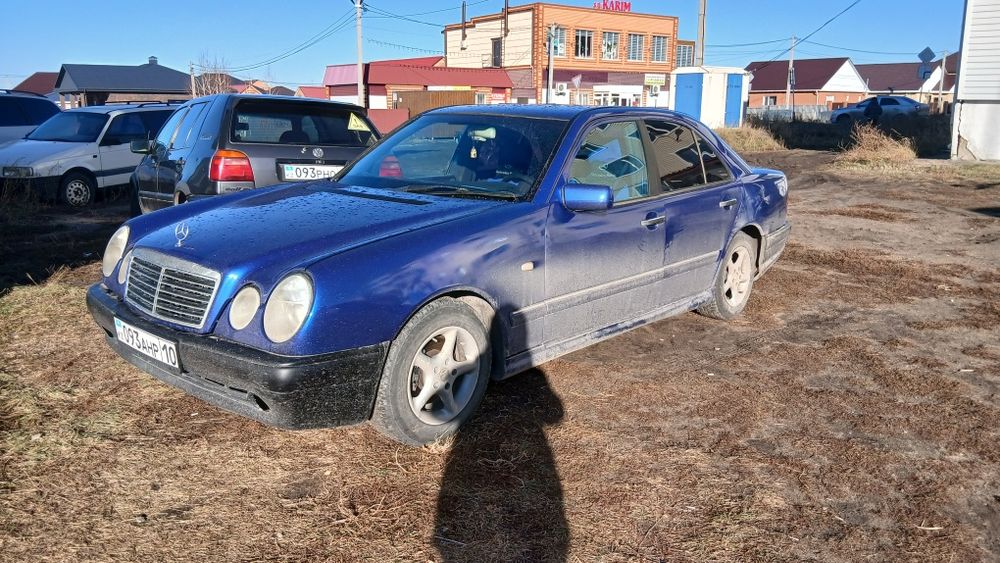 Продам  Мерседес Е230