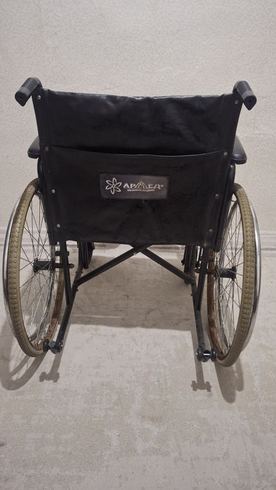 Инвалидная коляска