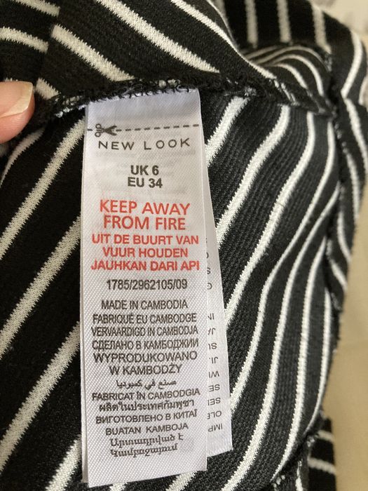 Rochie mulata Marimea 34/Xs