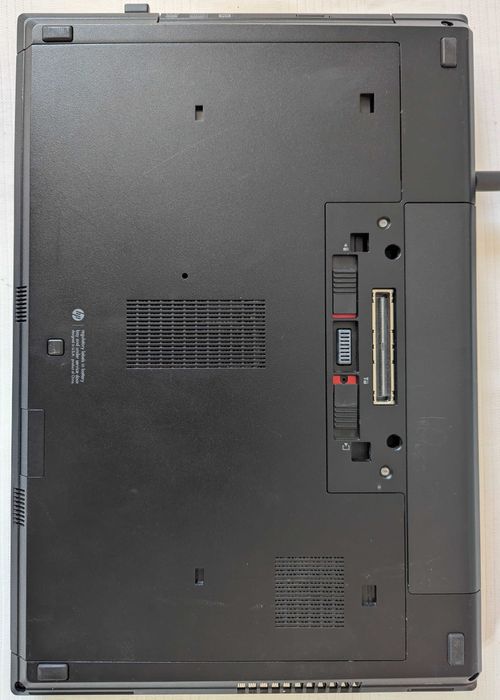 Vând Laptop HP Elitebook 8560P