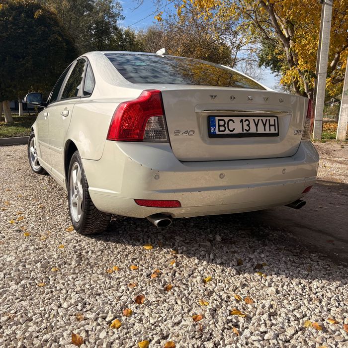 VOLVO S40 2011 — imagine 4