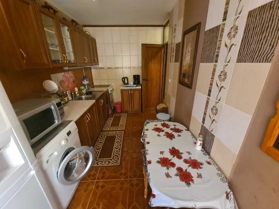 Дава се под наем Двустаен апартамент в Бургас, Изгрев - 90 кв.м за 357 € - Снимка #6