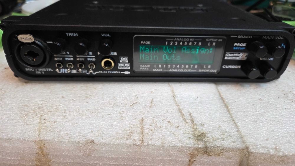 Interfață Firewire Motu Ultralite 10x14