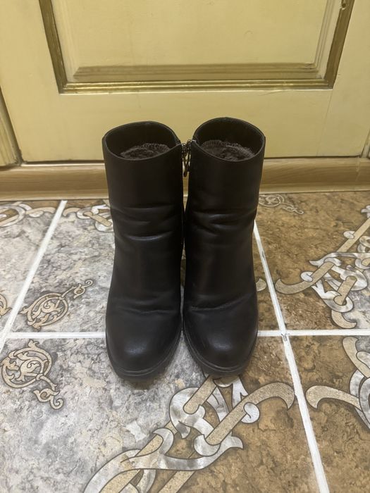 Ботильоны и штаны женские