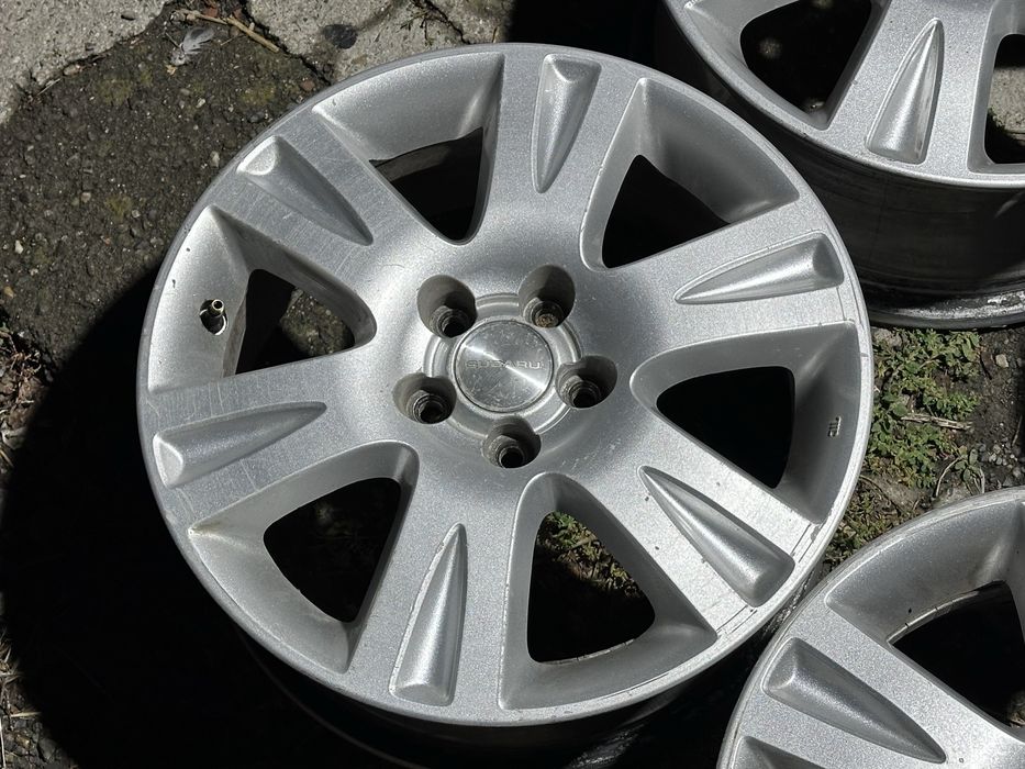 Оригинальные диски R16 Subaru разболтовка 5*100