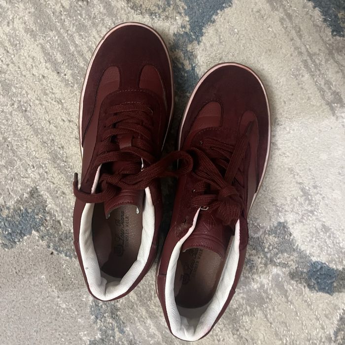 Продам кожанные кроссовки не дорого!