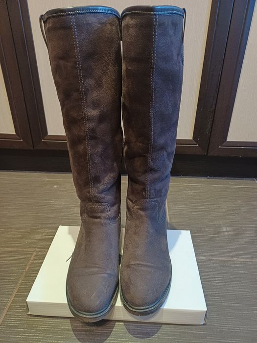 Дамски зимни ботуши