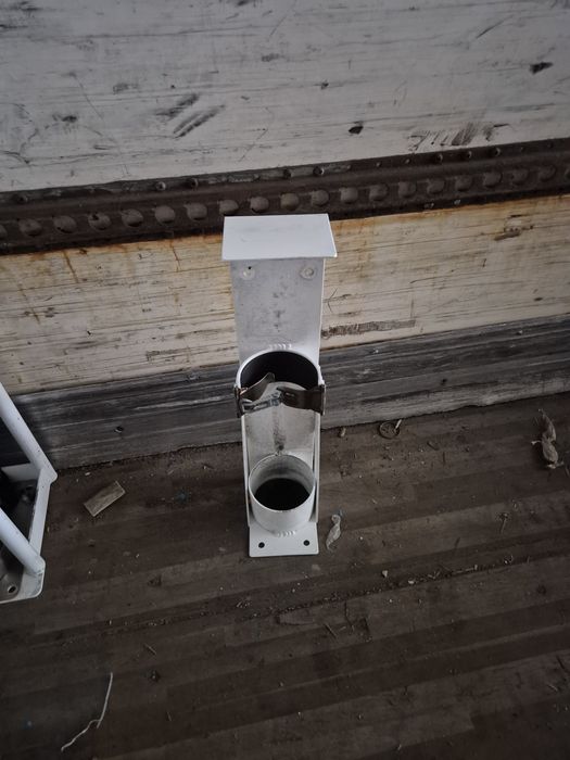 Suport auto pentru  butelii gaz/ oxigen sudura