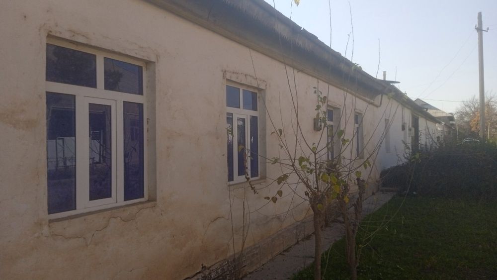 Yashash uchun ijaraga tayyor uy.