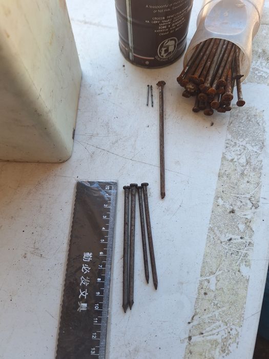 Продам  гвозди разные