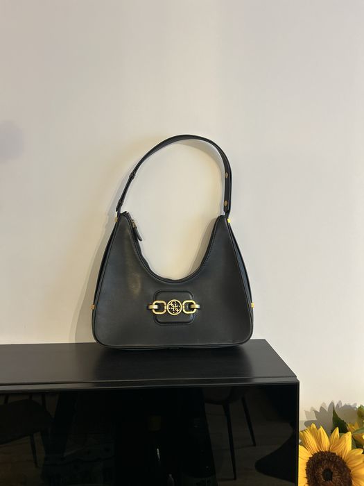 Кожена чанта GUESS