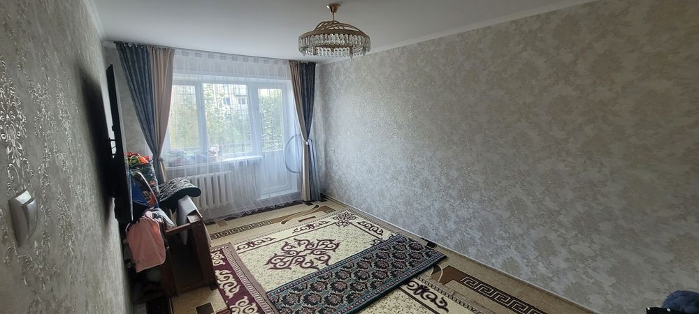 Продам 2х ком кв на 4 этаже